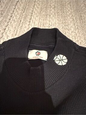 Aime Leon Dore  x new balance black waffle shirt size is m/l